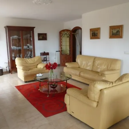 Villa Alguenya *